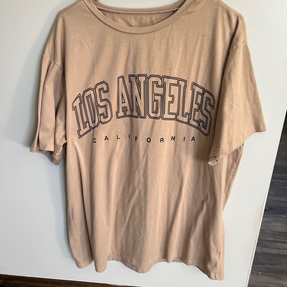 Oversized tee